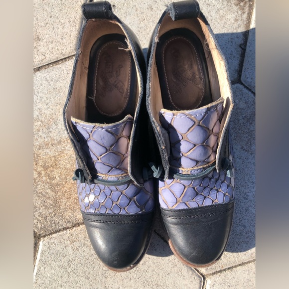 ❤️Freebird by Steven Mabel Croc Leather Blue Black Loafers Size 7 - Picture 3 of 11